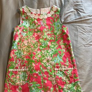 Lilly Pulitzer girls shift dress floral pattern